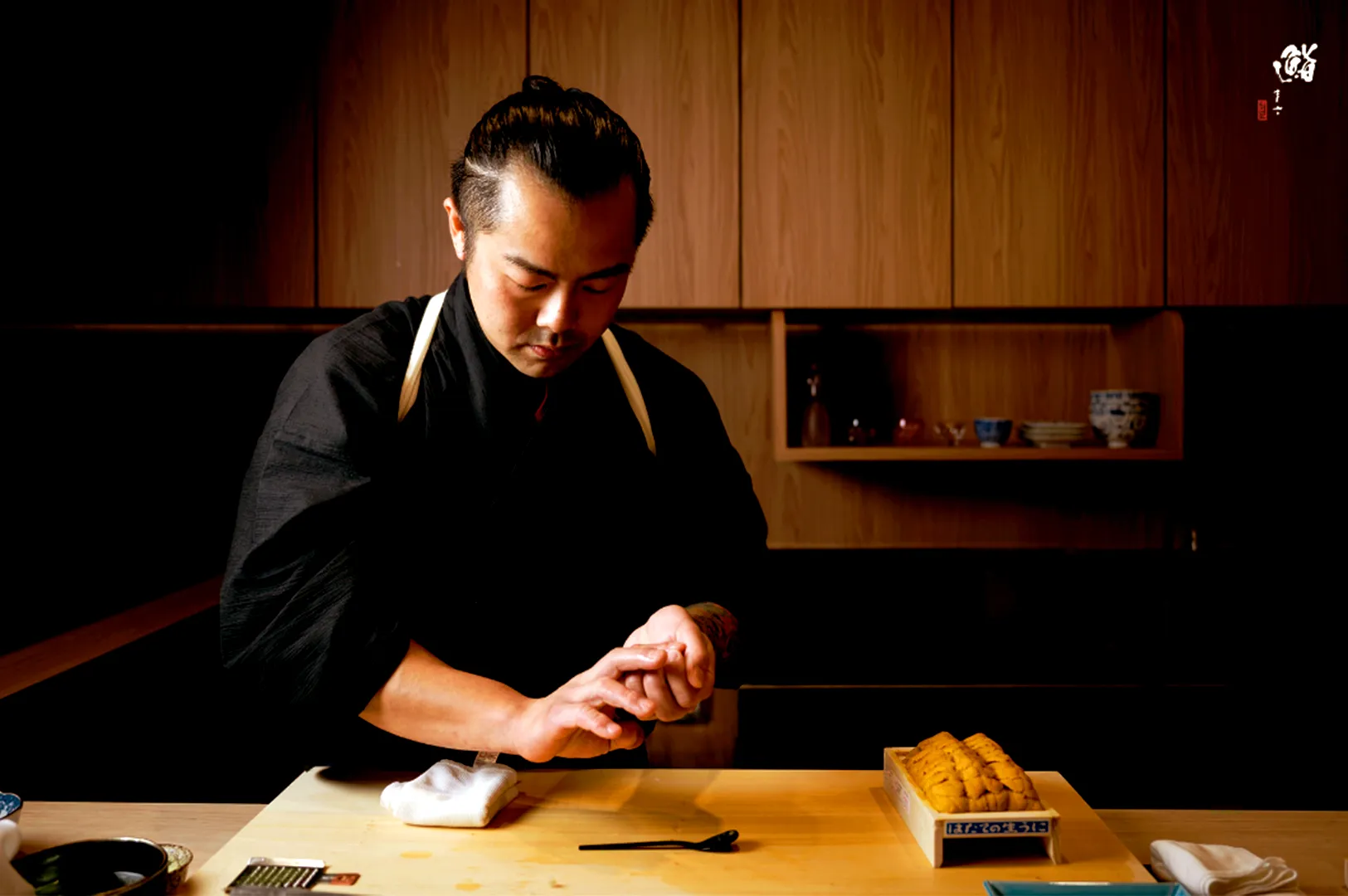 sushi chef preparing omakase at Sushi Masa by Ki-setsu Singapore fine dining Japanese restaurant